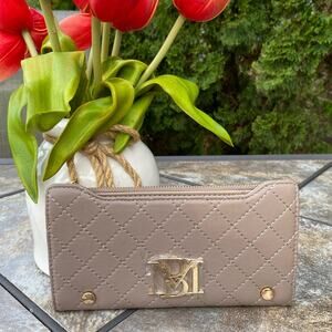Badgley Mischka Taupe Quilted Long Wallet Vegan Leather Goldtone Hardware